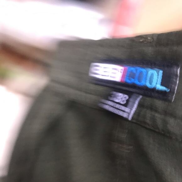 32 degrees Green Lightweight Shorts Men's Size 38 - Picture 4 of 5